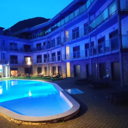 Alessandra Aparthotel 4*