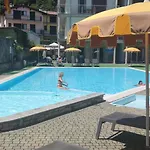Alessandra 도마소